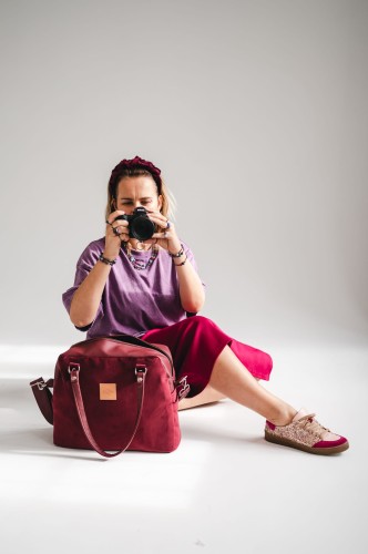 Torba fotograficzna kobieca BURGUND Torba dla fotografki welur burgund wodoodporna
